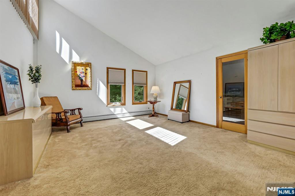100 Cheshire Lane Property Photo 20