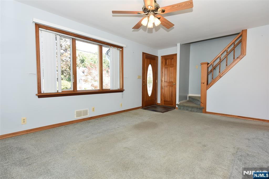 39-02 Jasper Road Property Photo 5