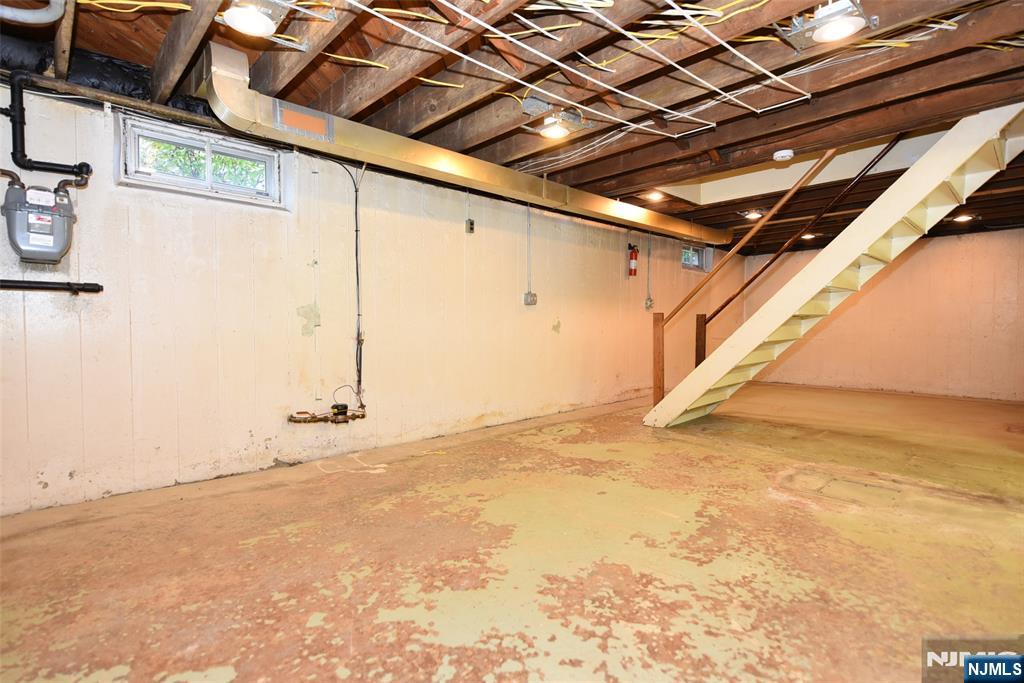 39-02 Jasper Road Property Photo 20