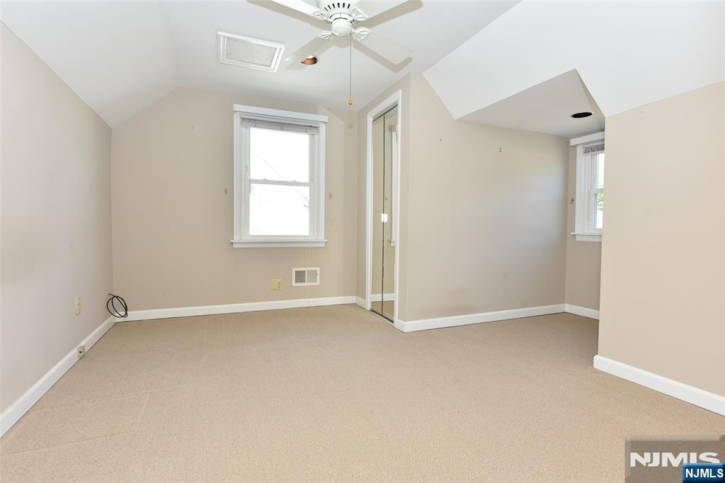 39-02 Jasper Road Property Photo 25