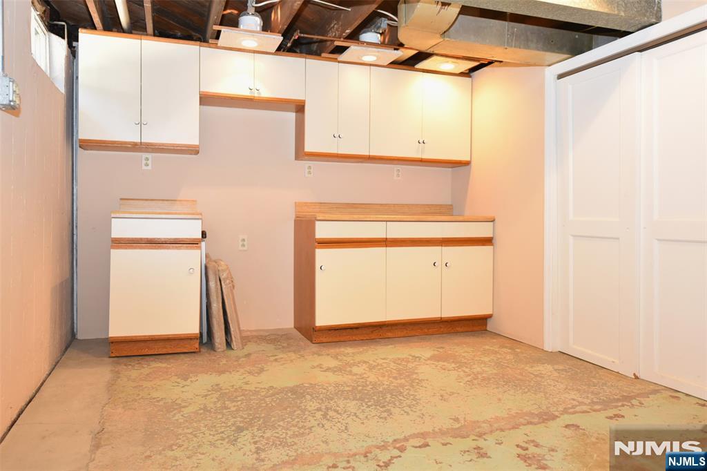 39-02 Jasper Road Property Photo 32