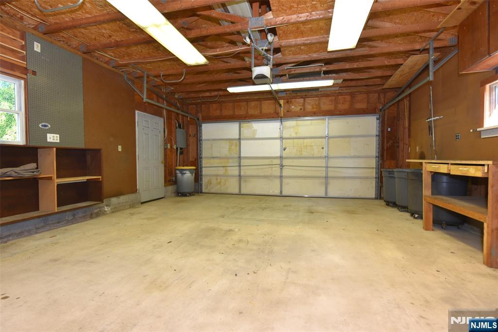 39-02 Jasper Road Property Photo 36