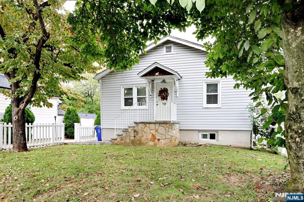 15 Crescent Avenue Property Photo 1