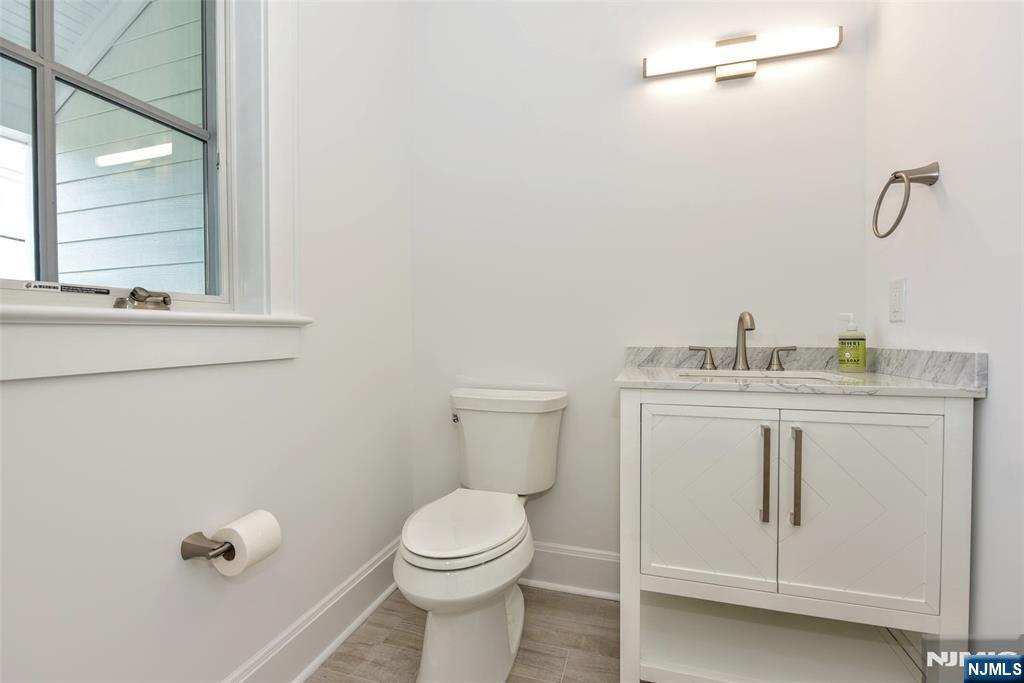 23 Melrose Property Photo 26