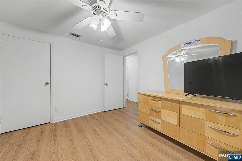 41 Charwalt Drive Property Photo 23