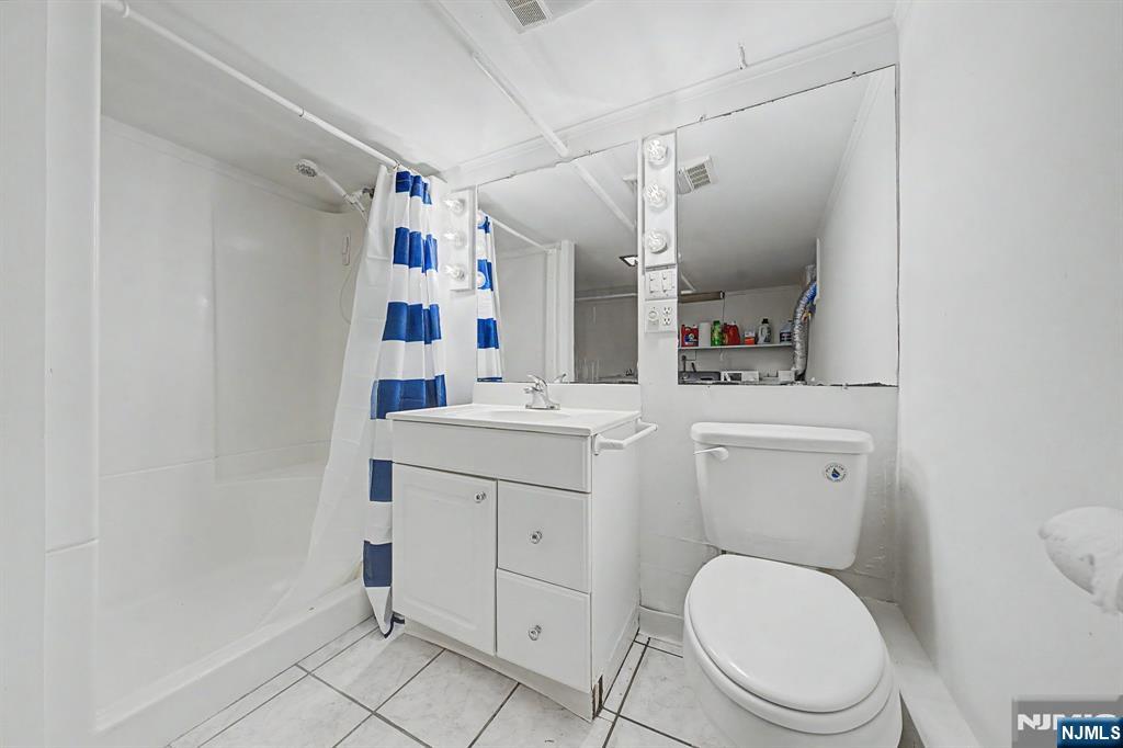 41 Charwalt Drive Property Photo 29