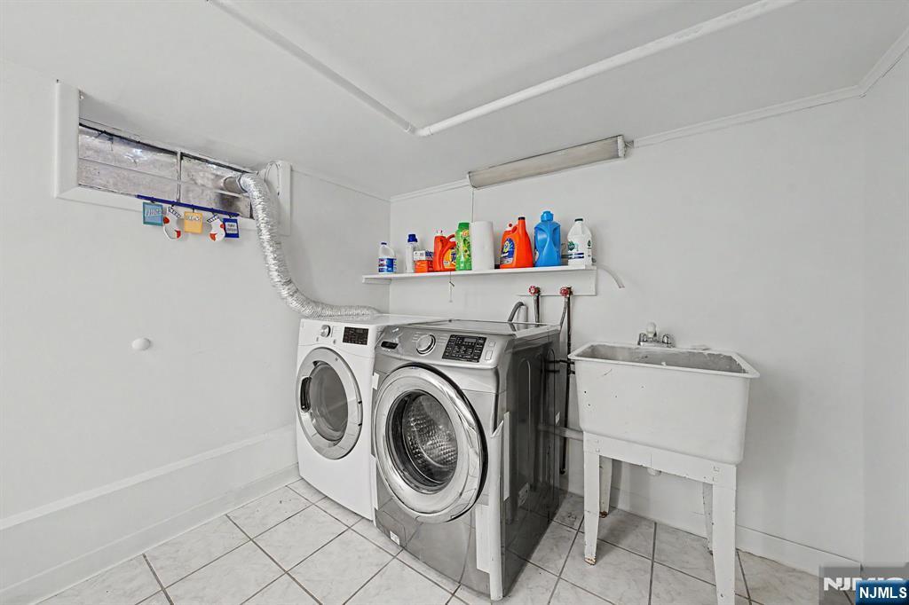 41 Charwalt Drive Property Photo 30