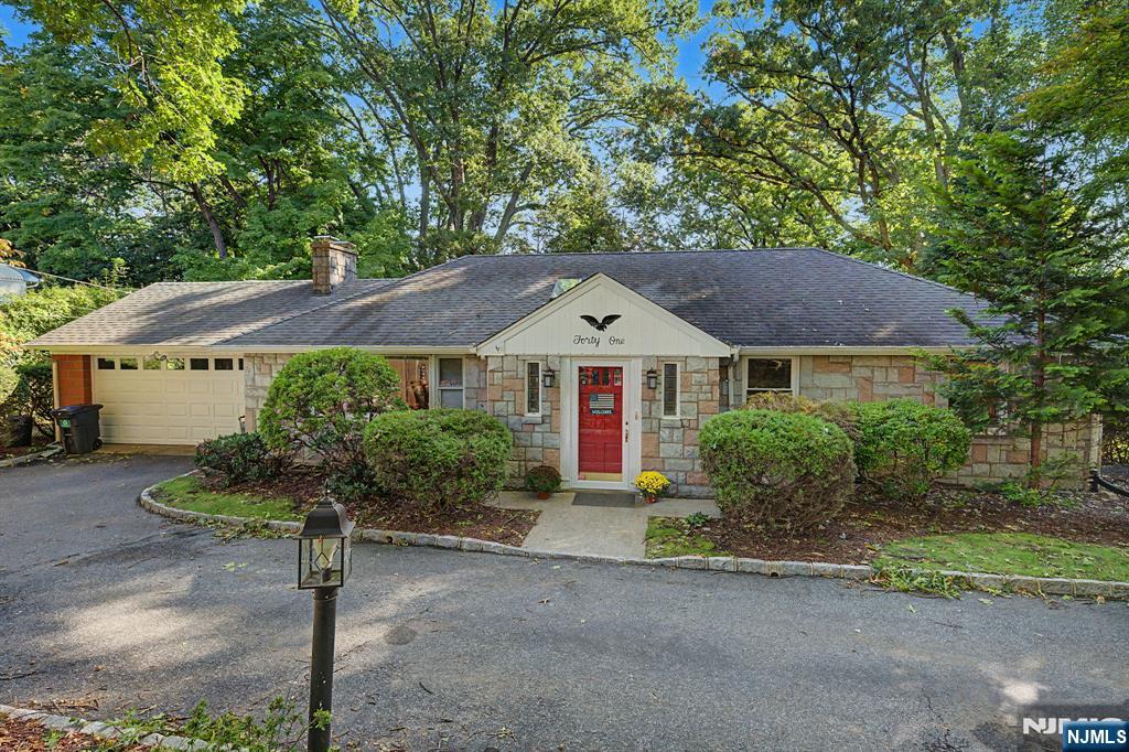 41 Charwalt Drive Property Photo 42