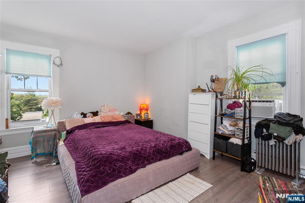 298 Carmita Avenue 2nd Floor Property Photo 18