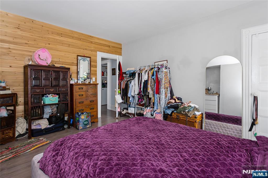 298 Carmita Avenue 2nd Floor Property Photo 19