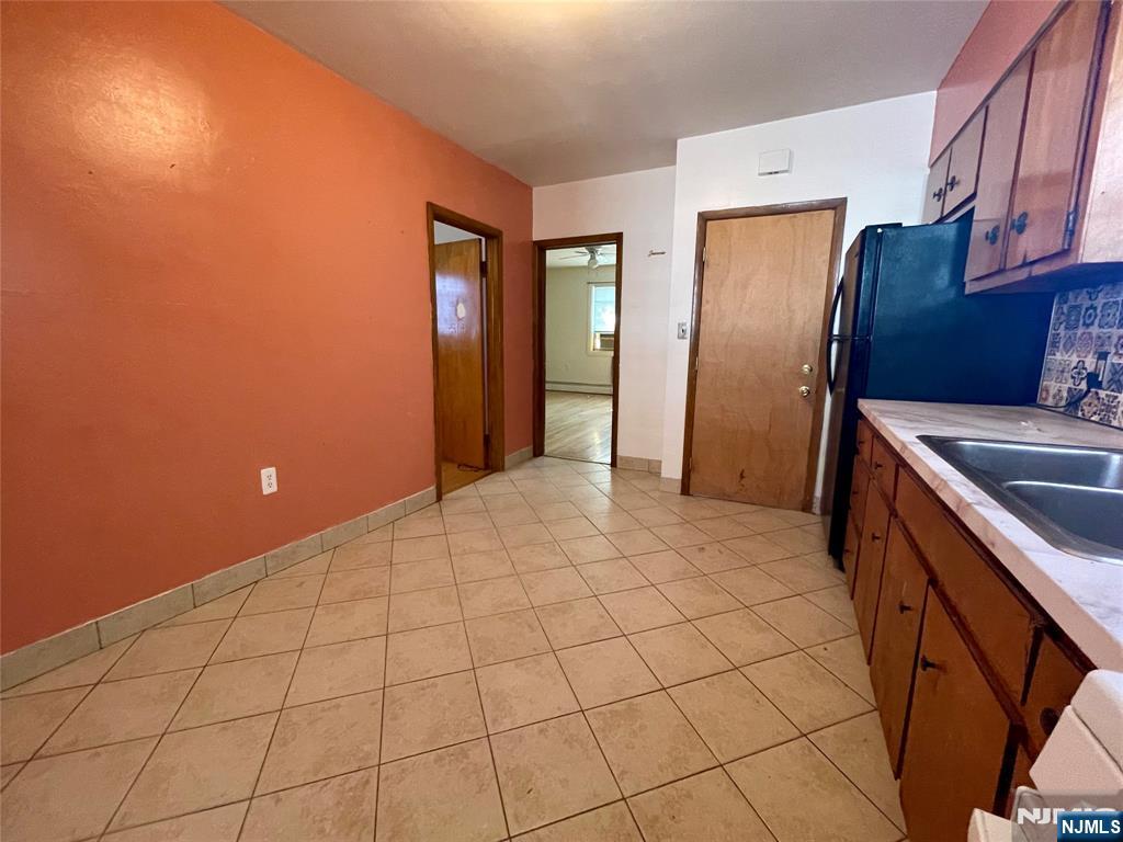 302 N 2nd Street 2 Property Photo 4