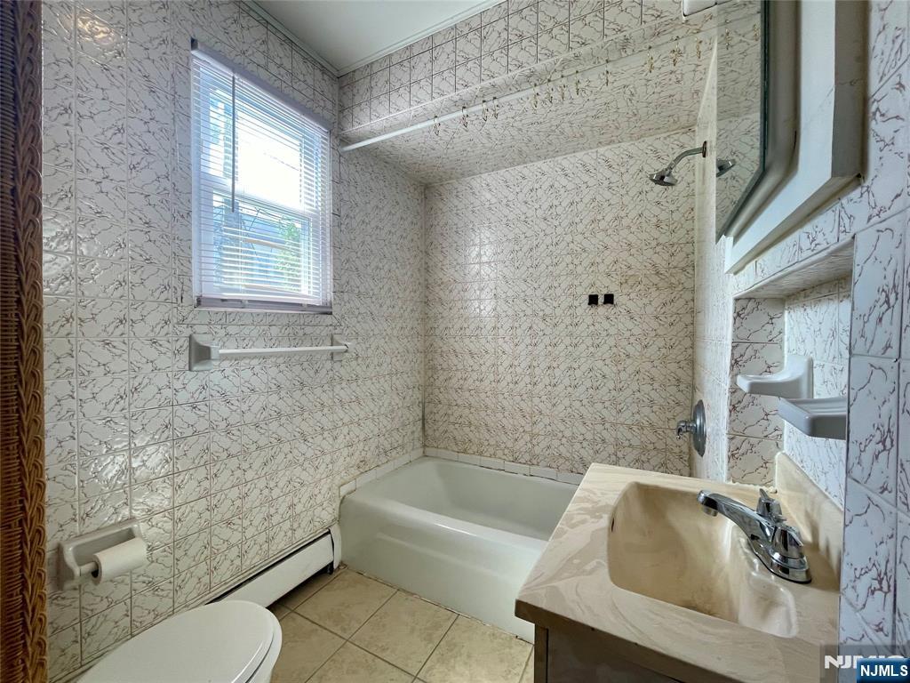302 N 2nd Street 2 Property Photo 8