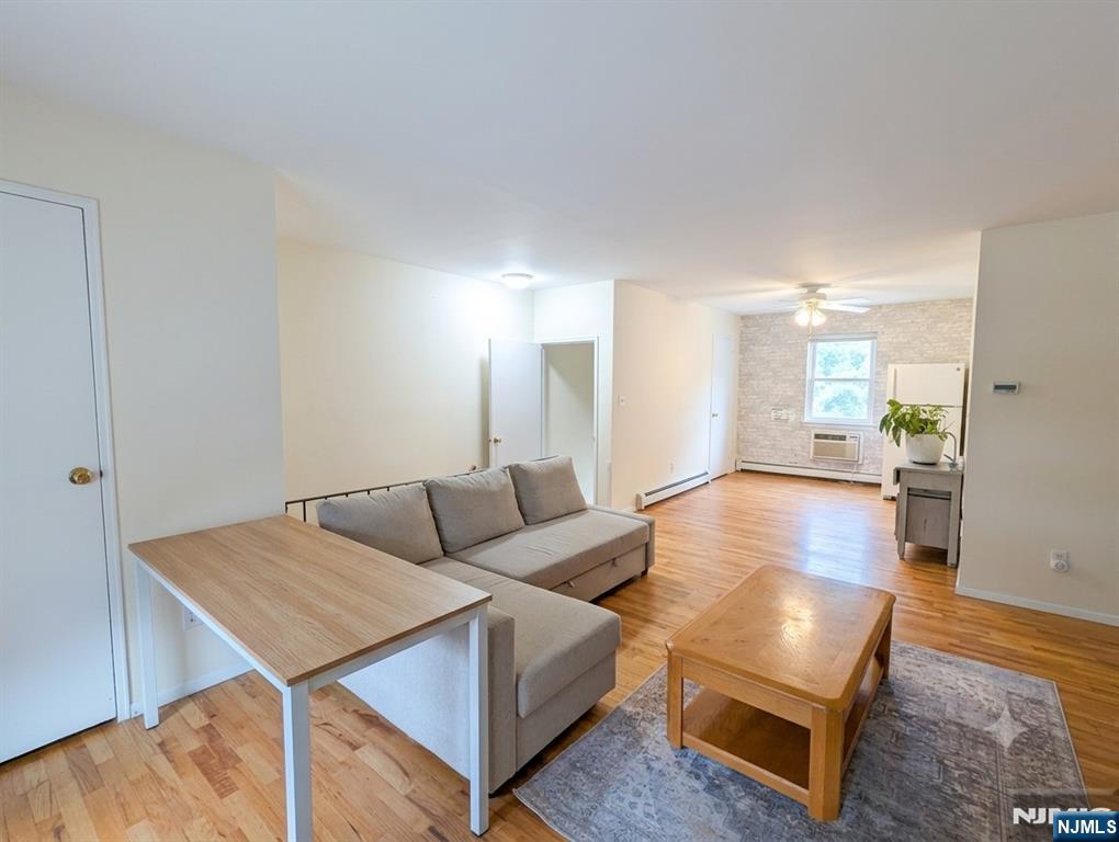 18b Lakeview Avenue Property Photo 5
