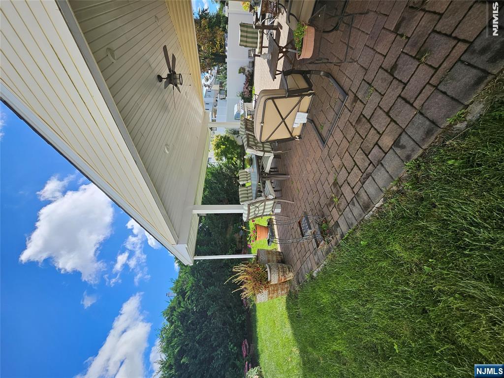 136 Isabelle Street Property Photo 34