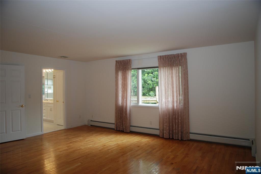 1604 John Street 1 Property Photo 13