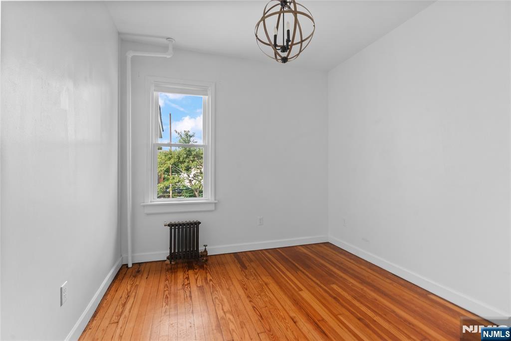 97 Bergen Street 1st Fl Property Photo 7