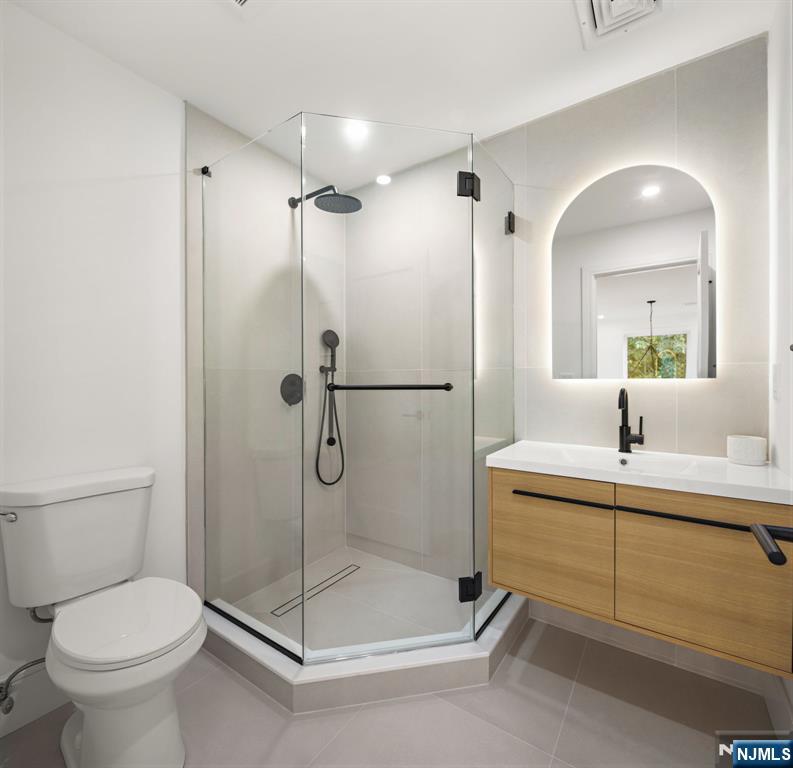 181 West Street Property Photo 21