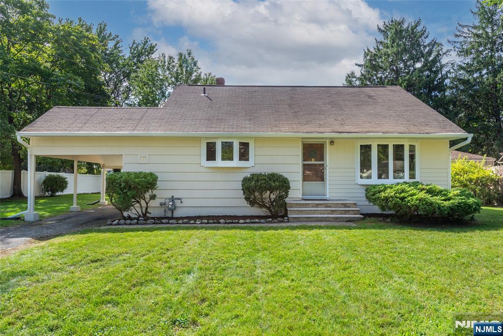 8 John Street Property Photo 1