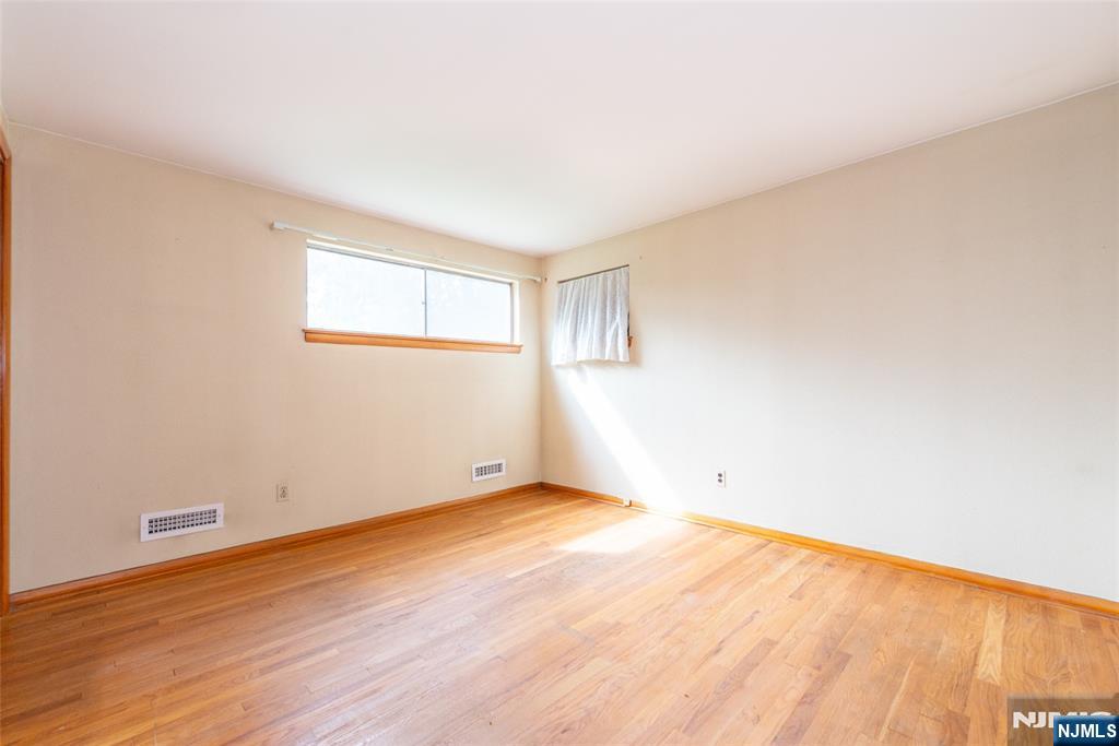 8 John Street Property Photo 13