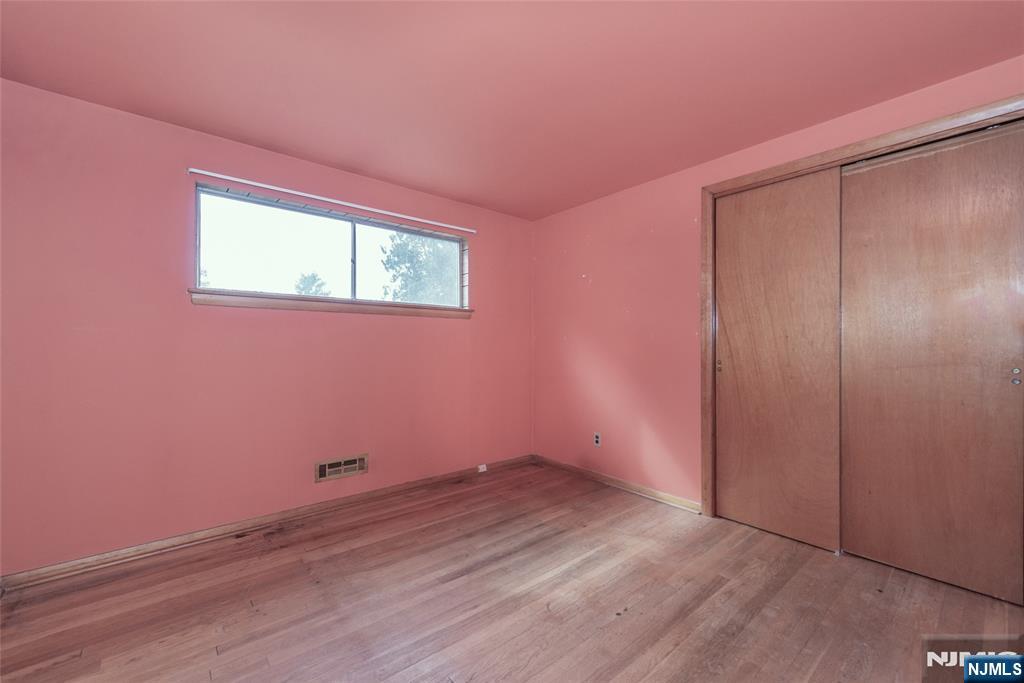 8 John Street Property Photo 15