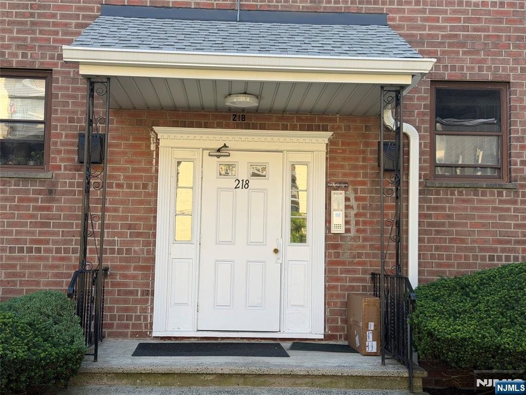 218 Prospect Avenue 3c Property Photo 4