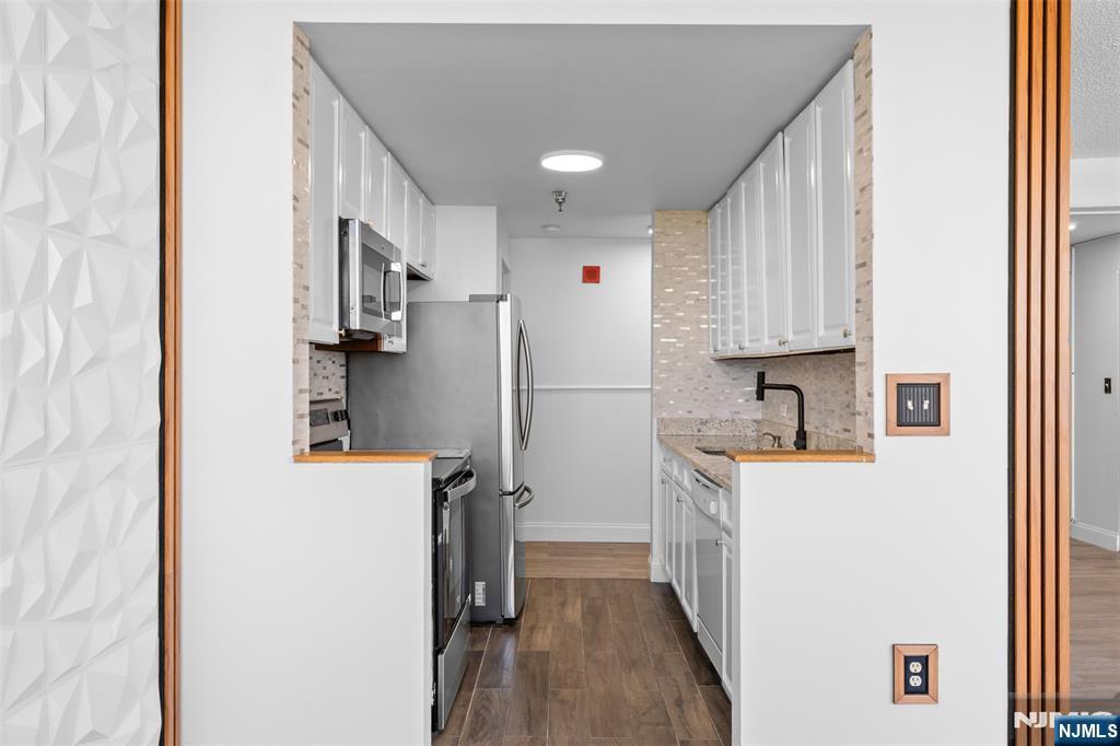 100 Old Palisade Road 3215 Property Photo 11