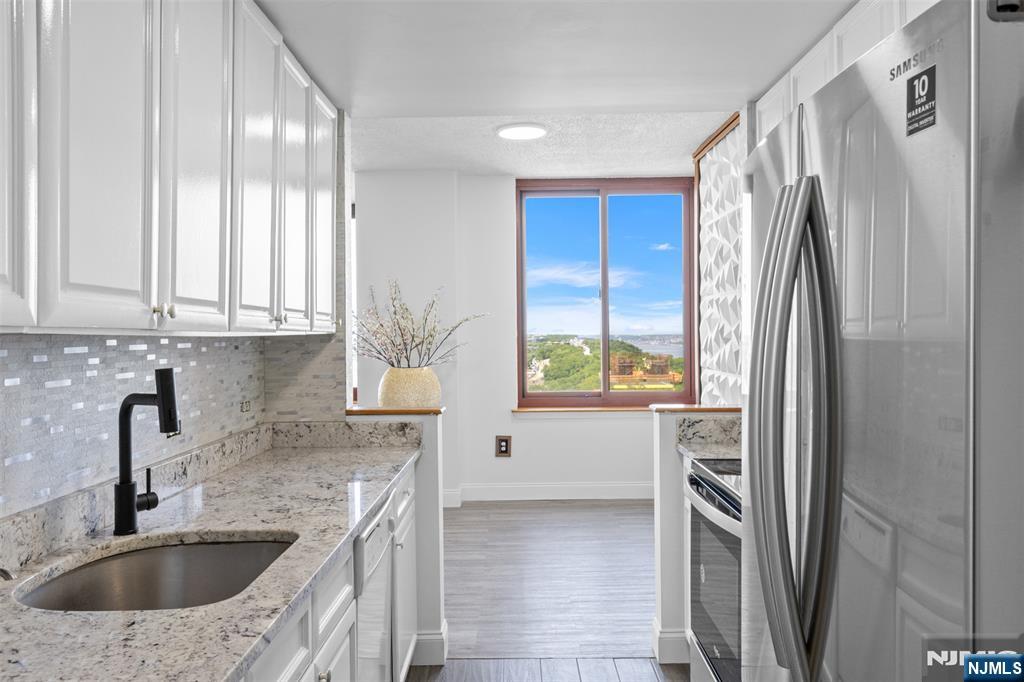 100 Old Palisade Road 3215 Property Photo 16