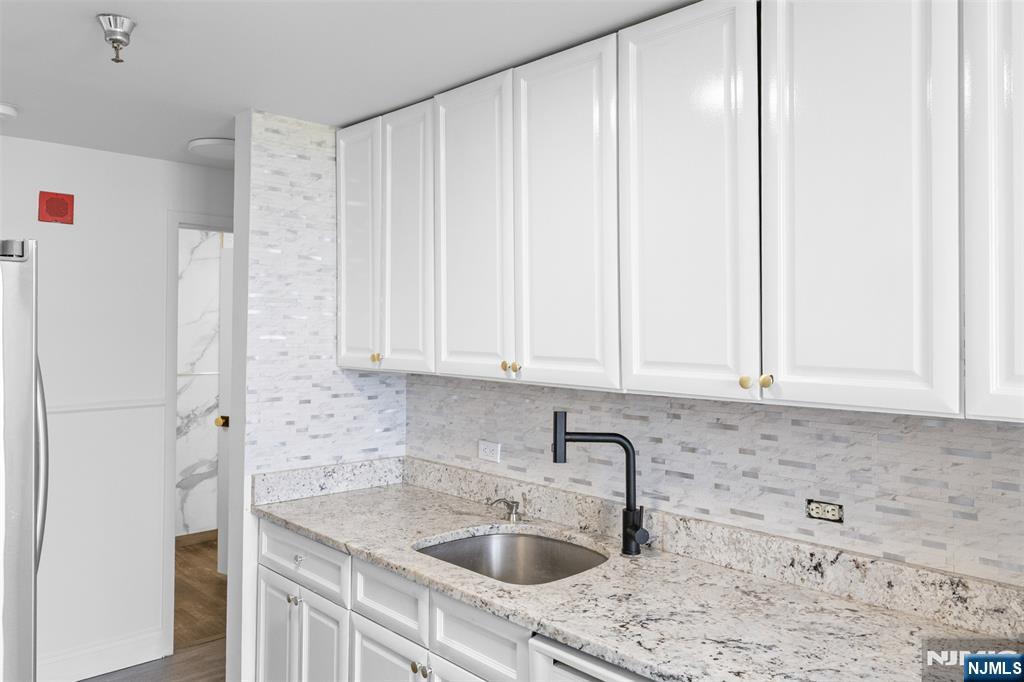 100 Old Palisade Road 3215 Property Photo 18