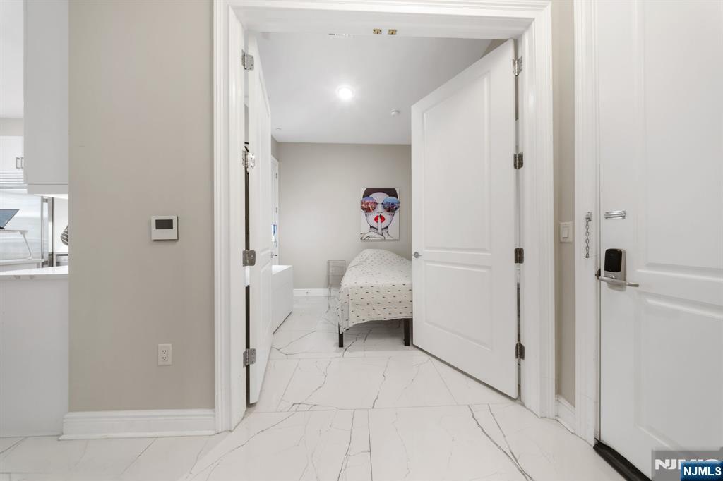 3 Somerset Lane X307 Property Photo 5