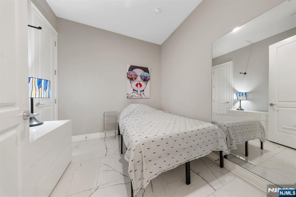 3 Somerset Lane X307 Property Photo 6