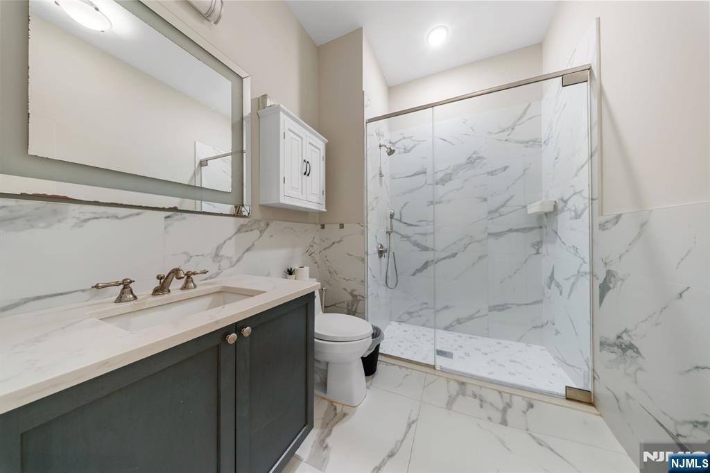 3 Somerset Lane X307 Property Photo 8