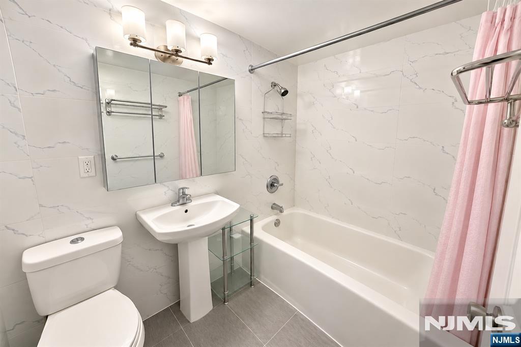 326 N Bridge 3f Property Photo 12