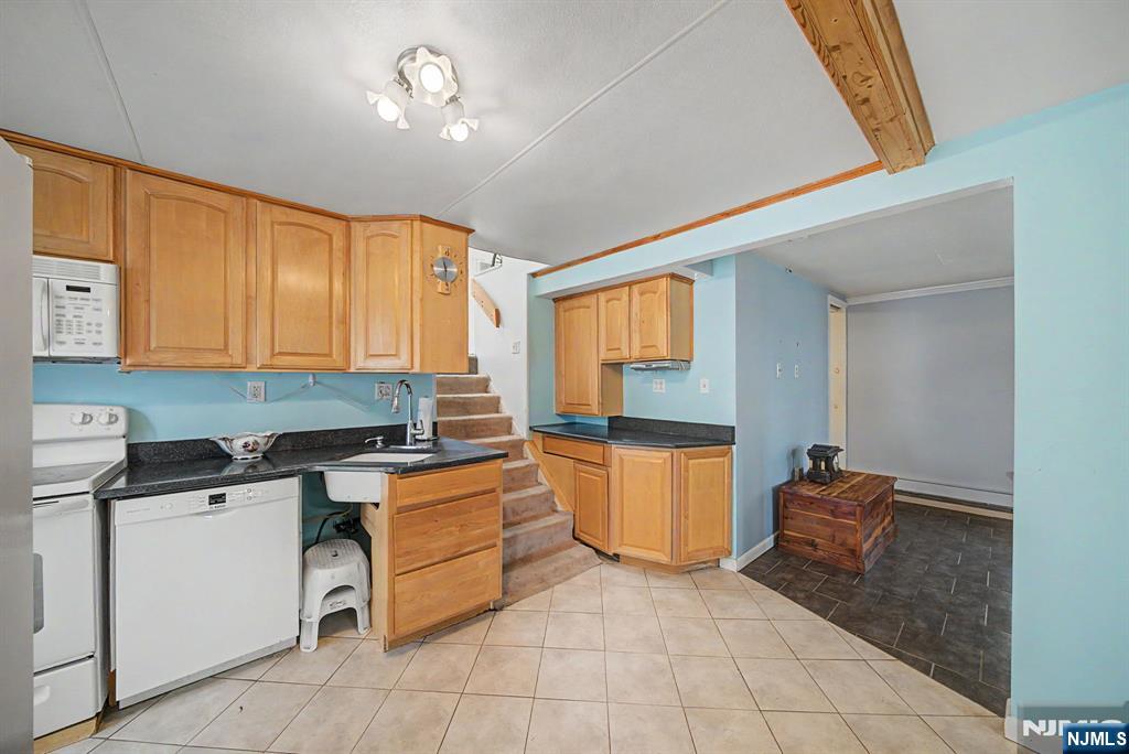 13 Spruce Place Property Photo 16