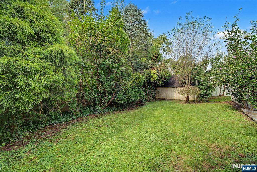 13 Spruce Place Property Photo 29