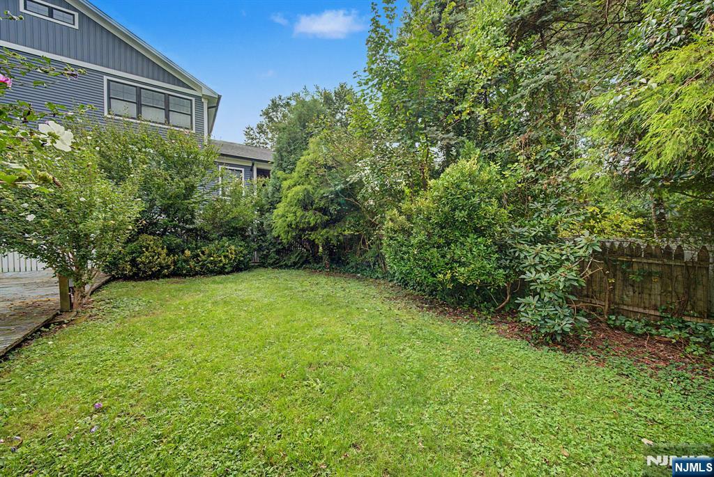 13 Spruce Place Property Photo 31