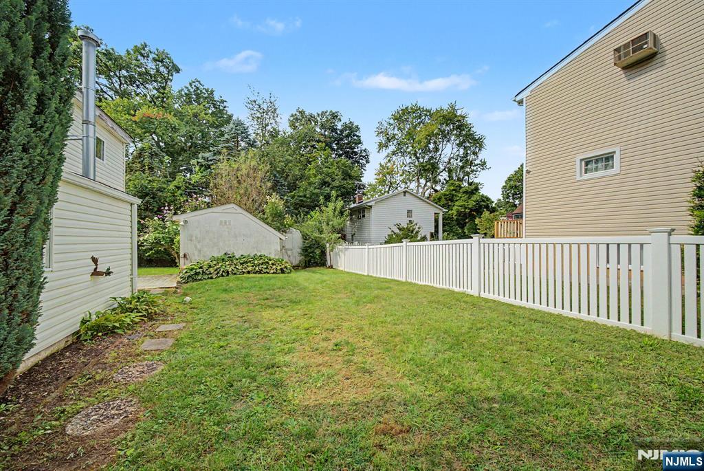 13 Spruce Place Property Photo 35