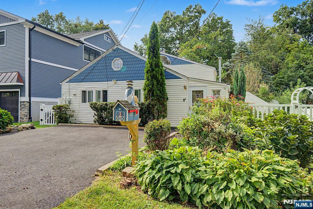 13 Spruce Place Property Photo 36