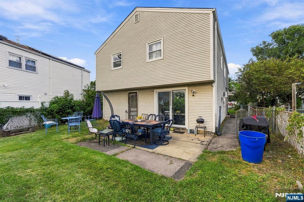 15 South Street Property Photo 38