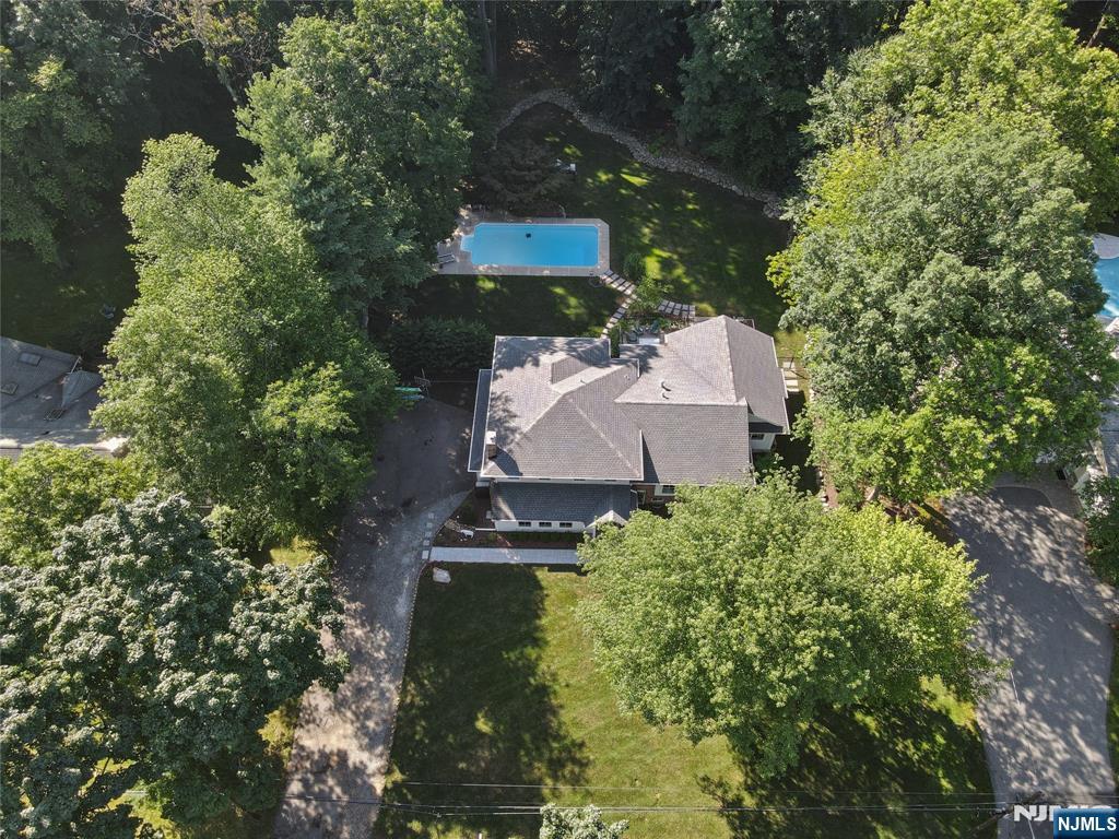 734 Willow Run Property Photo 36