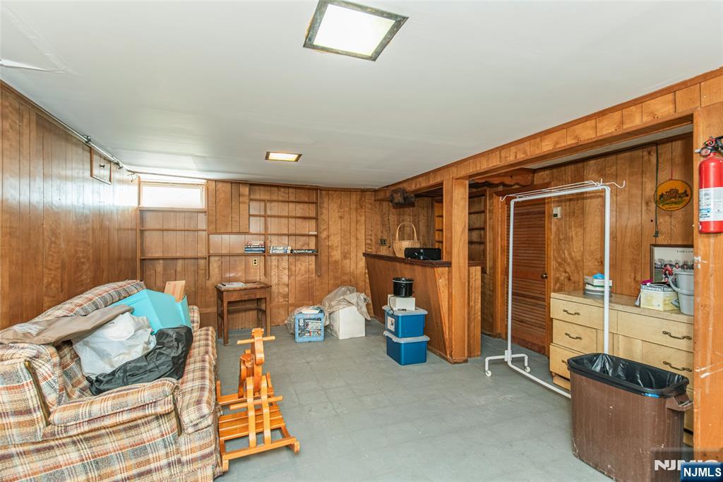 9-10 Malcolm Terrace Property Photo 18