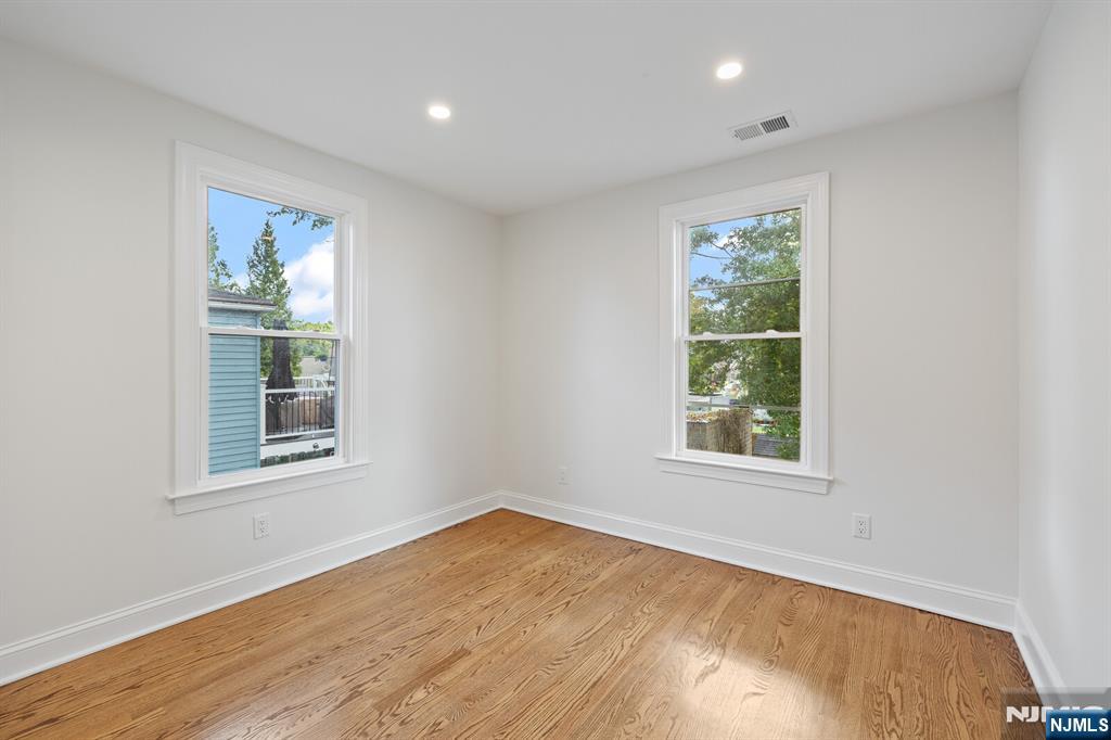 172 Boiling Springs Avenue Property Photo 25