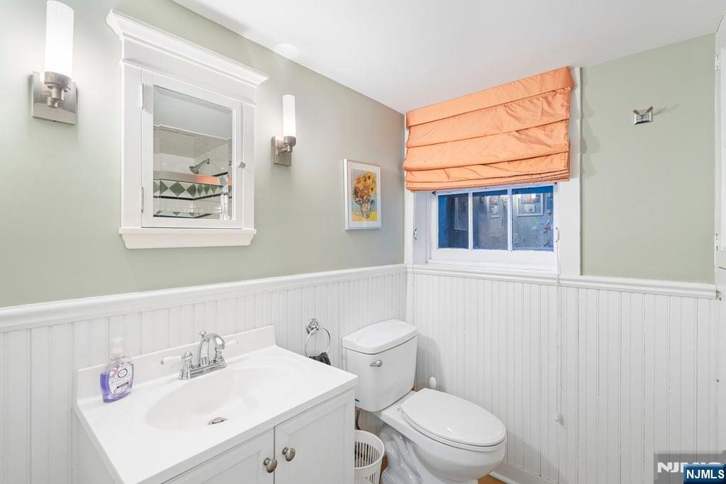 474 Park Street Property Photo 28