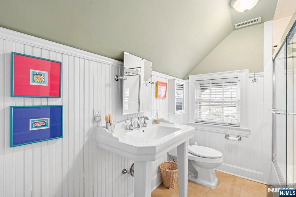 474 Park Street Property Photo 33