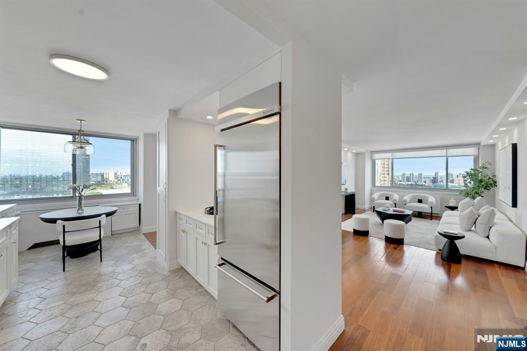 1600 Parker Avenue 15c Property Photo 3