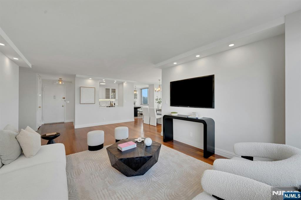 1600 Parker Avenue 15c Property Photo 14