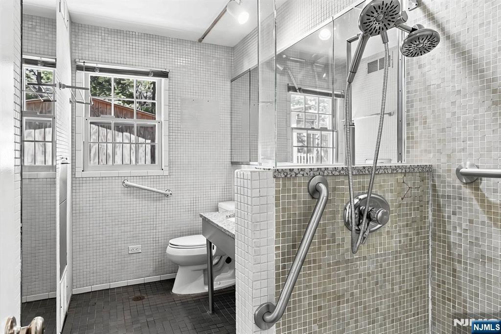 51 Valley View Terrace Property Photo 18
