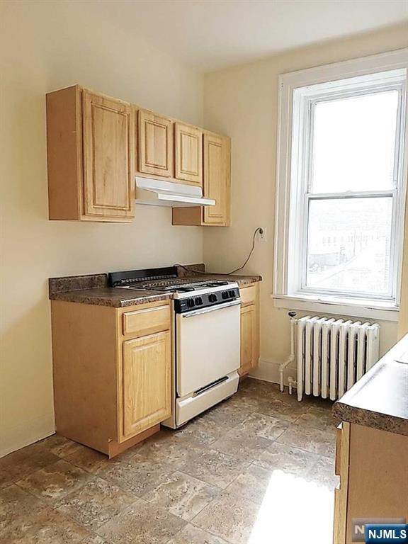 411 Highland Avenue C3 Property Photo 3
