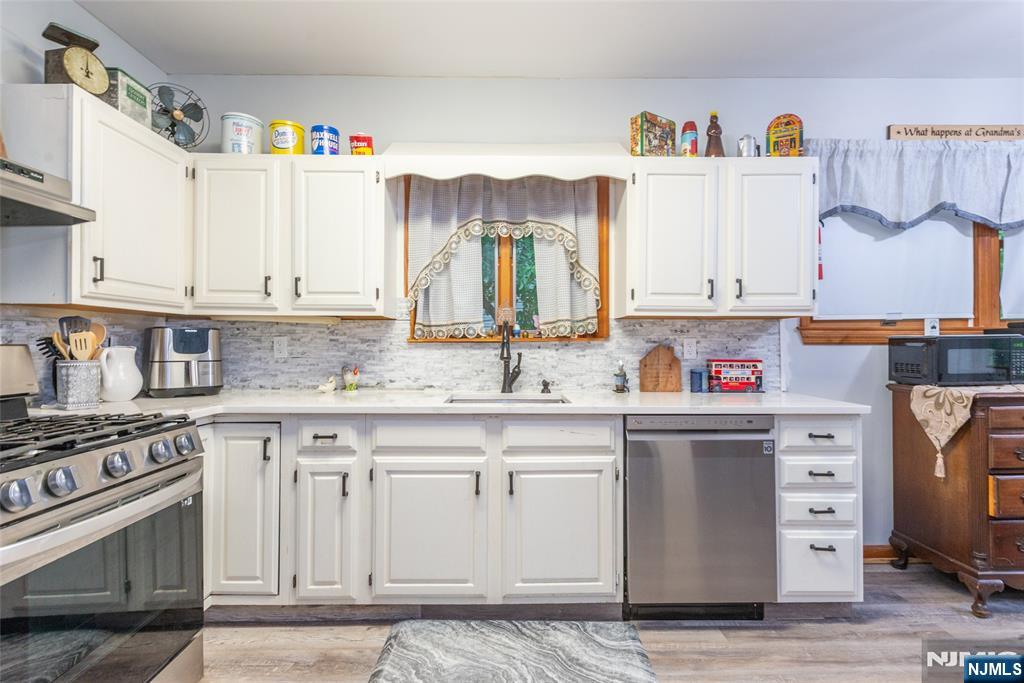 59 Voorhis Place Property Photo 8