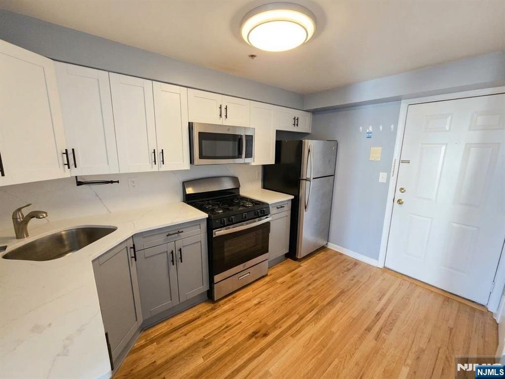 9 Park Avenue 2a Property Photo 2
