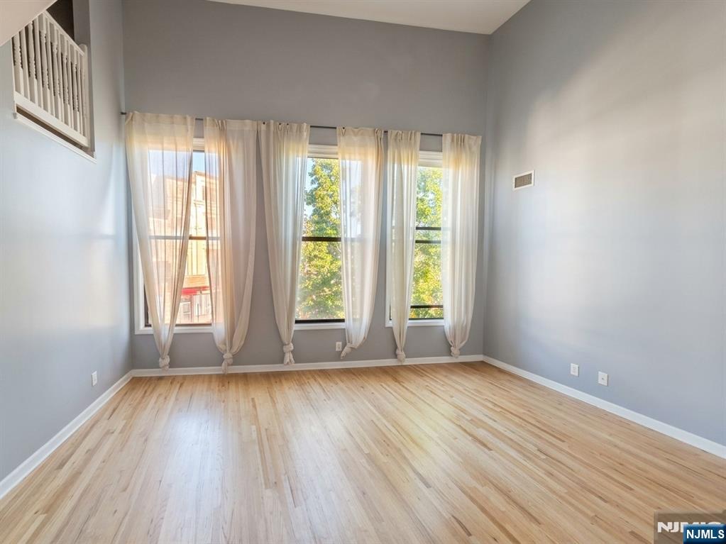 9 Park Avenue 2a Property Photo 5